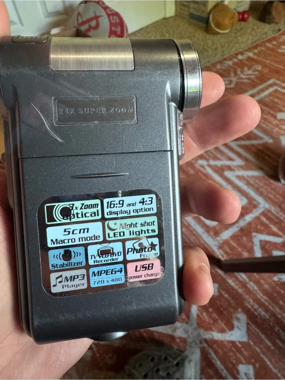 Aiptek Auto Smart Focus Action Camera / MP3 Player 24x Super Zoom Tested Working